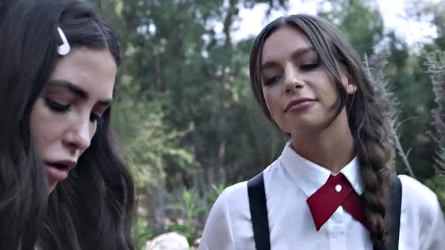 Slutty lez seduced by 21yo bae while fingering