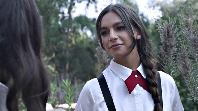 Slutty lez seduced by 21yo bae while fingering