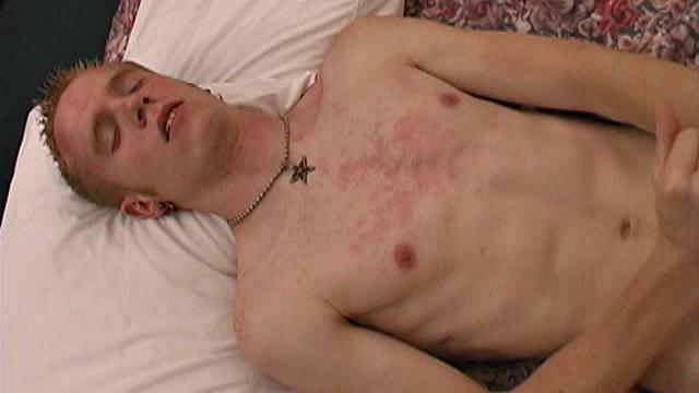 Redhead 19 year old David Ocean plops on the bed and checks out his cock, before taking an erotic shower. Ready to finish what he started; David gets his naked self on the bed and starts stroking.