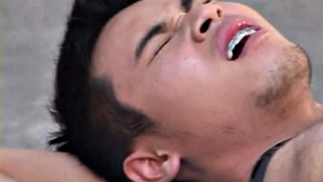 Horny asian twunk bottom fucks his man
