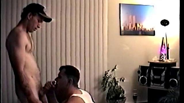 Straight Boy Johnny Gives Head