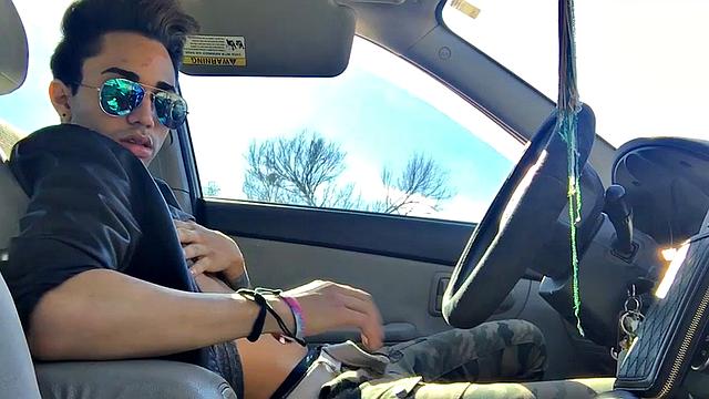 Our featured solo boy of the week is Lucas Prescott, a big dick twink who jerks off in his car. He pushes his pants down to his knees and quickly works up a stiff one, while looking around to make sure no one is approaching.