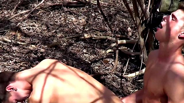 Outdoor stud breeding BFs asshole in amateur forest anal