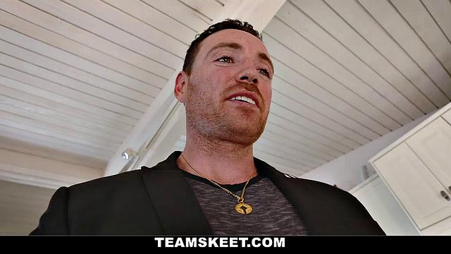 ExxxtraSmall Groupie Affection