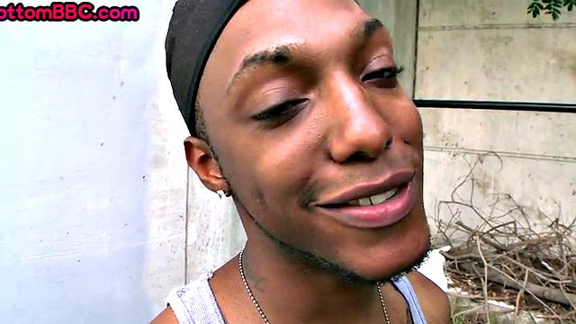 Black thug picked up and pounded in public for cash