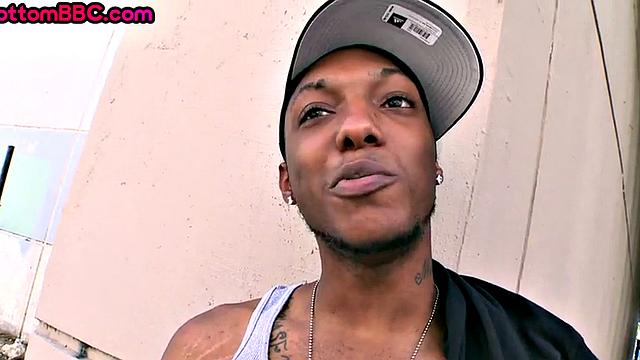 Black thug picked up and pounded in public for cash