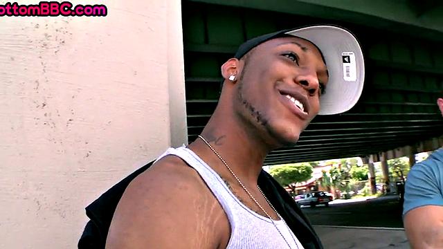 Black thug picked up and pounded in public for cash