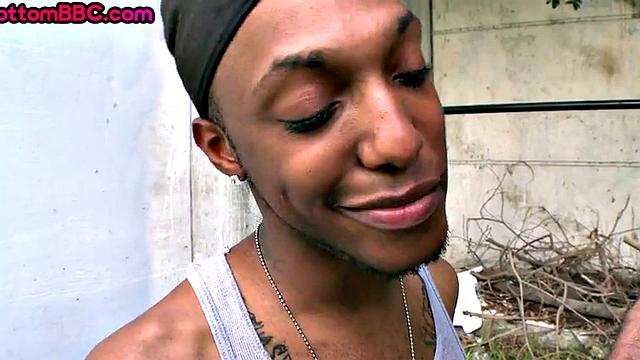 Black thug picked up and pounded in public for cash