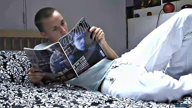 Skinny Twink Kelvin &amp;amp; His Big Cock - Kelvin Summers