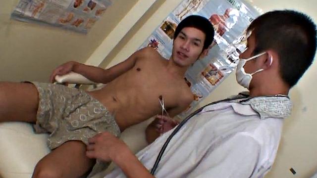 Analtoying Asian doctor fucks patient in doggystyle