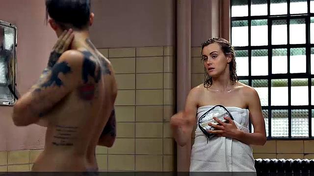 Ruby Rose fully nude