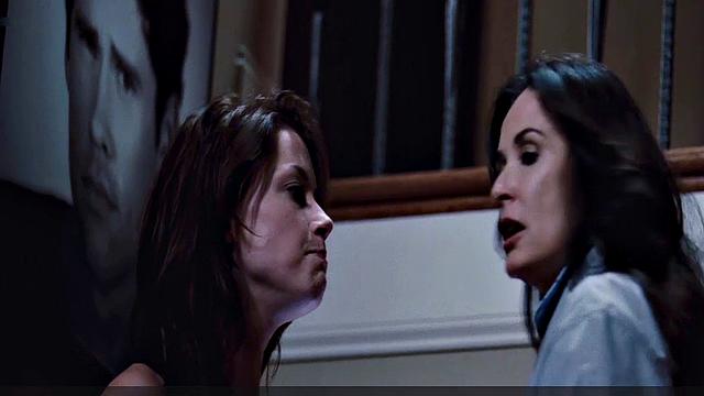 Amber Heard showing her tits