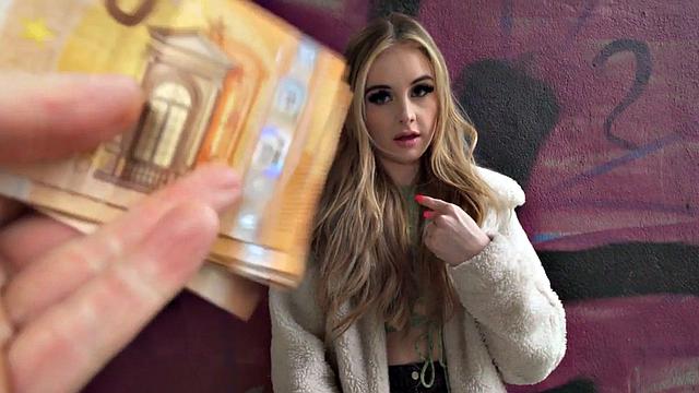 21yo petite girl fucked in missionary at a public place