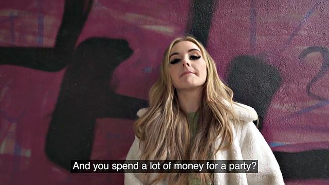 21yo petite girl fucked in missionary at a public place