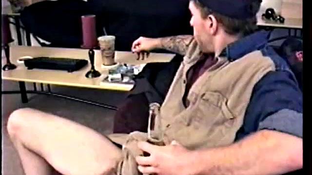 Straight Johnny Enjoys Blowjobs