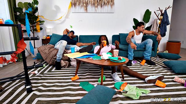 Liz Is One Of the Boyzz