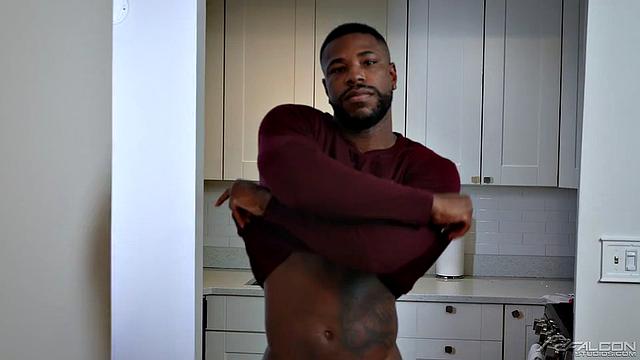 Men's Briefs, Scene #03