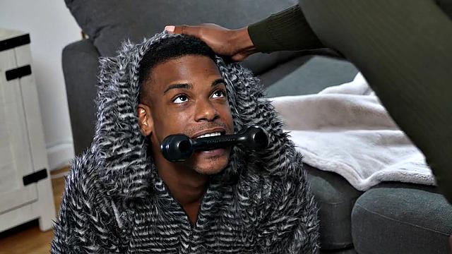 Men's Briefs, Scene #03