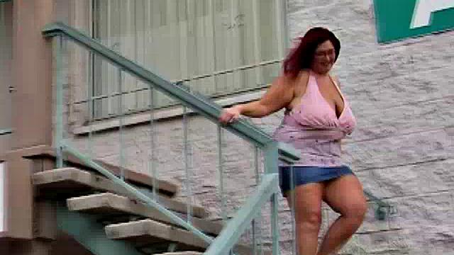 BBW Peaches Ready For Black Cock