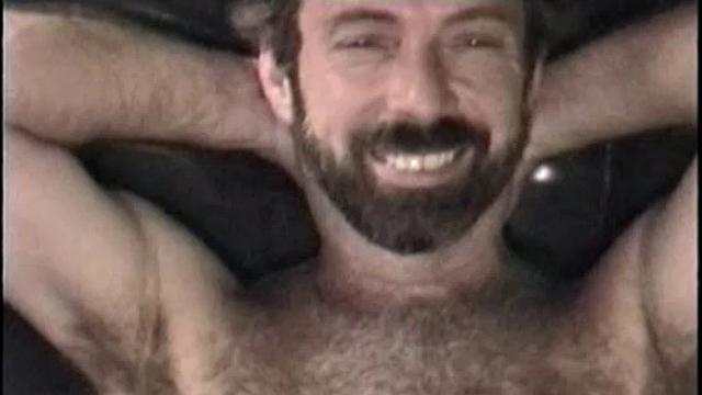 tim gets his cock serviced by a horny working man
