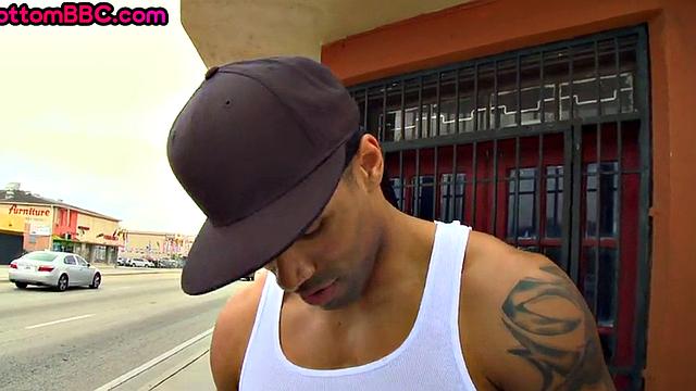 Muscled Black thug picked up and banged outdoor