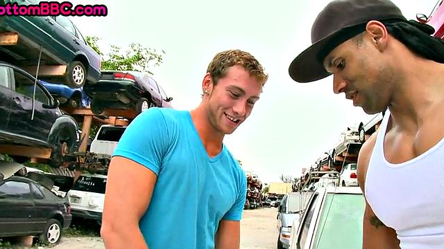 Muscled Black thug picked up and banged outdoor