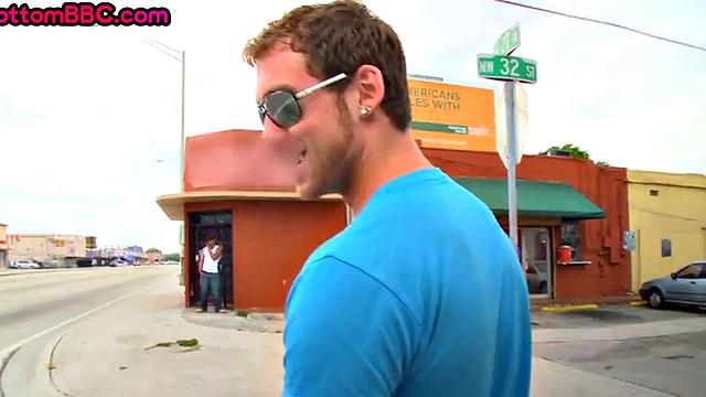 Muscled Black thug picked up and banged outdoor