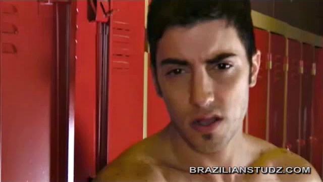 Arriving at the bathhouse, Tommy Lima catches Armando Campos getting a blow job from David Machado. Tommy joins the action as he undresses.