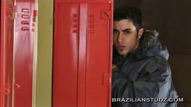 Arriving at the bathhouse, Tommy Lima catches Armando Campos getting a blow job from David Machado. Tommy joins the action as he undresses.