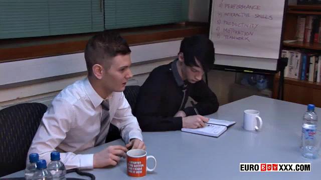 Bareback Business Twink 3-Way Fuck - Aaron Aurora, Shaun Mann &amp;amp; Skye Romeo