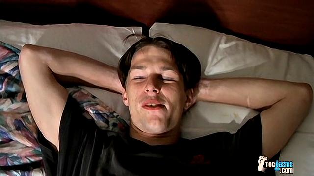 Cummy Feet With Hot Aaron - Aaron Jackson