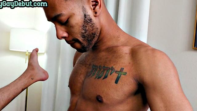 Black debut stud enjoys anal with white after casting