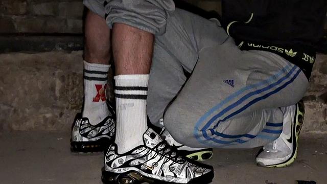 Skinny stud rims and fucks bottom in basement after oral