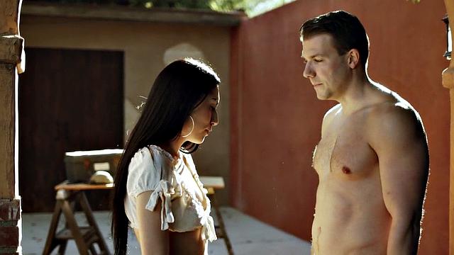 Petite cockhungry stepsis gets smashed outdoors