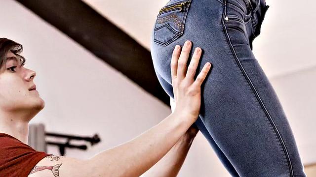 Watch this kinky brunette MILF get her wet pussy pounded by a hard cock