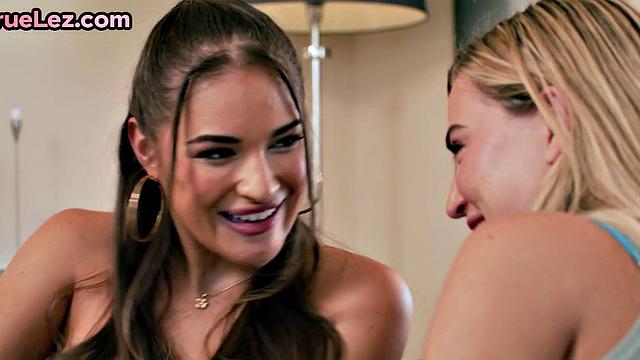 Stunning lesbians tribbing their beauty GF