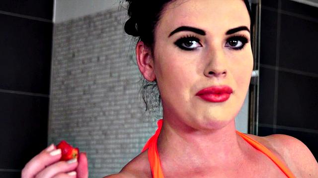 Tina Lee: Slippery When Wet