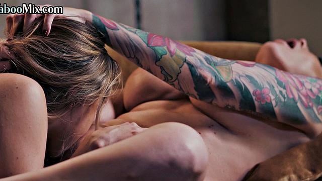 Taboo stepdaughter scissoring busty mature stepmom