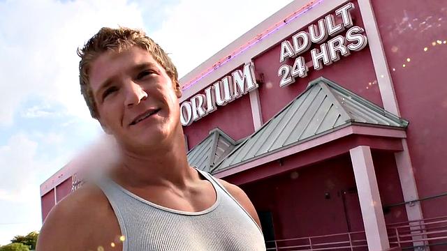 Real straight jock gloryhole gets bj before cumming in mouth