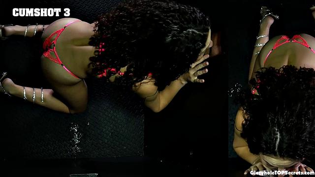 Fuck yeah Satine! 11 cumshots is a LOT!