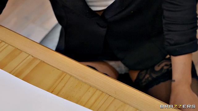 The Clumsy Assistant