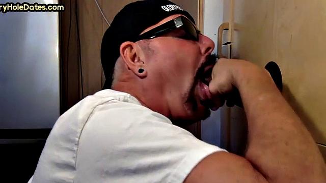 Gloryhole DILF wildly sucks Black meat in closeup