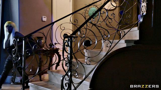 Breaking In, Putting