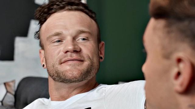 Amateur eager jock fucks greedy asshole at home