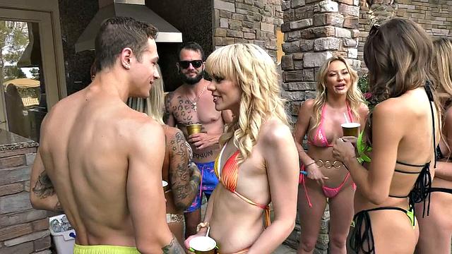 Trans ladies orgy outdoors in IR sex by swimming pool