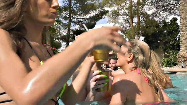 Trans ladies orgy outdoors in IR sex by swimming pool