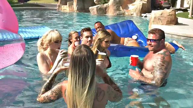 Trans ladies orgy outdoors in IR sex by swimming pool