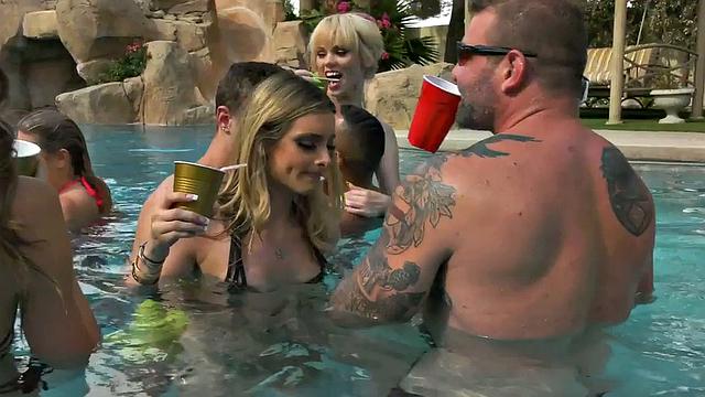 Trans ladies orgy outdoors in IR sex by swimming pool