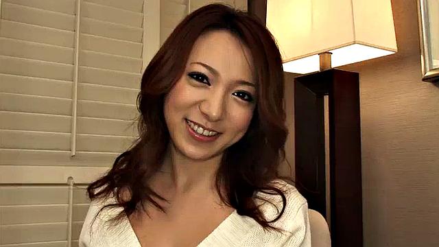 爆乳佐倉和香は巨根大好き！