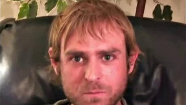 Алекс не сдержал себя - дикий дроч и мощный залп спермы